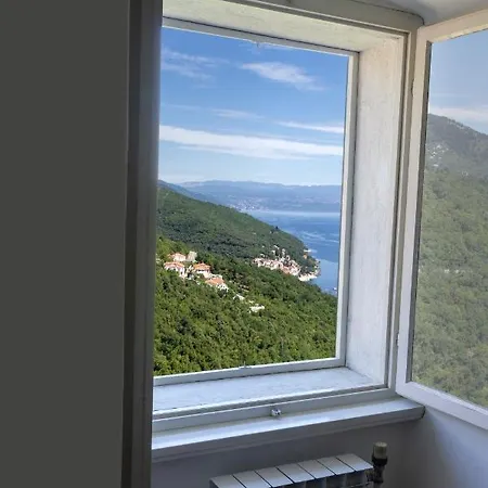 Apartament Moscenice : Bel 4+2 Personnes